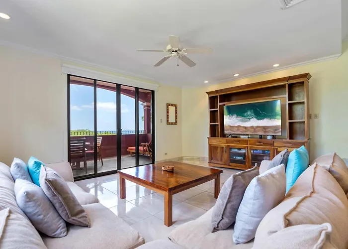 Hébergement de vacances Recently Renovated Luxury With Resort-style Club Access And Ocean Views *