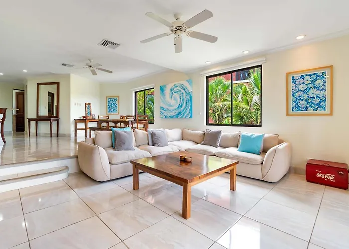 Recently Renovated Luxury With Resort-style Club Access And Ocean Views